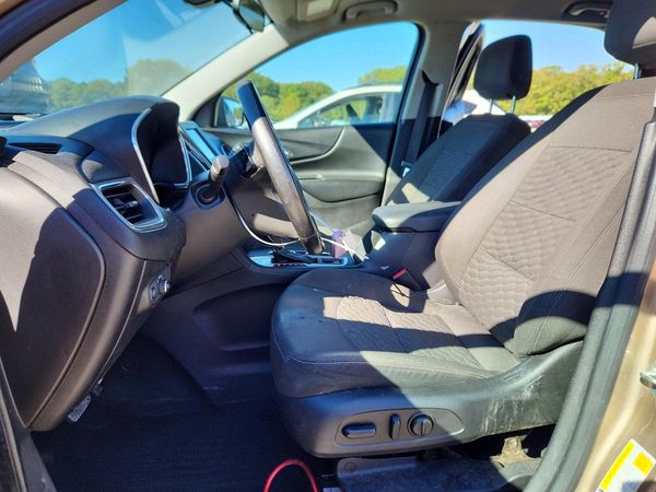 2018 CHEVROLET EQUINOX LT (1LT) — DENT