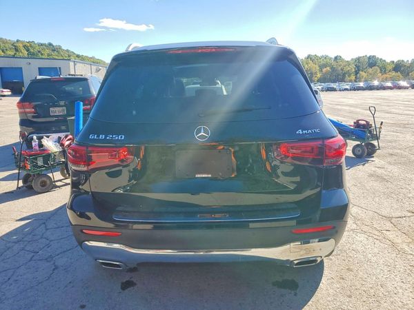 2022 MERCEDES-BENZ GLB GLB250 / GLB250 4MATIC — DIRR