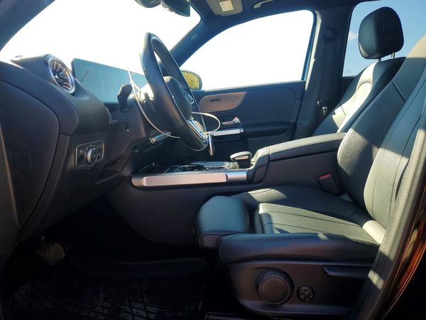2022 MERCEDES-BENZ GLB GLB250 / GLB250 4MATIC — DENT