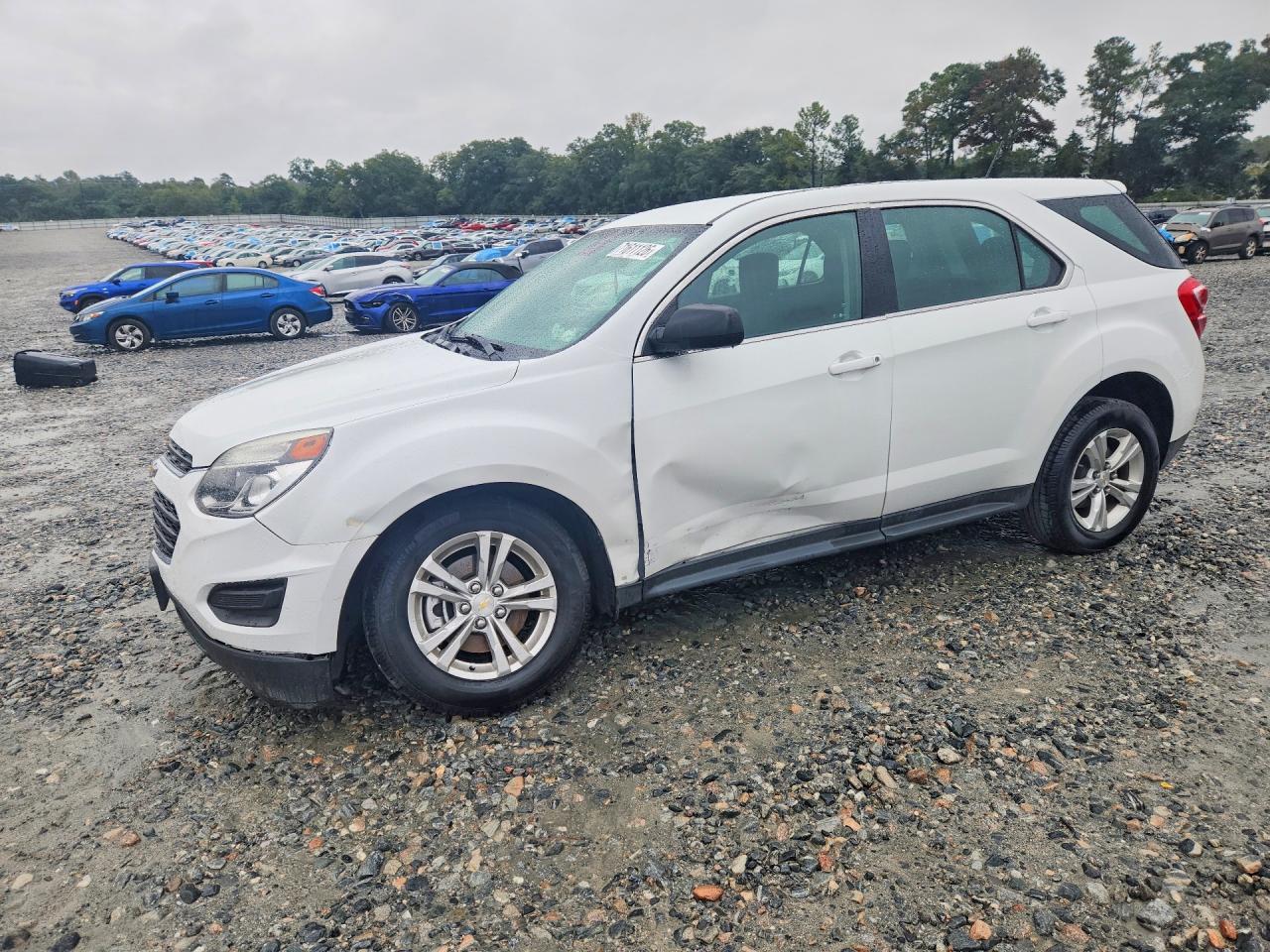 2017 CHEVROLET EQUINOX LS — Front 3/4