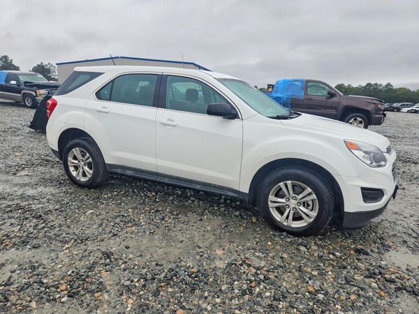 2017 CHEVROLET EQUINOX LS — Passenger 3/4