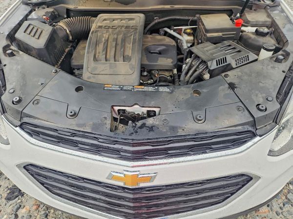 2017 CHEVROLET EQUINOX LS — Engine bay