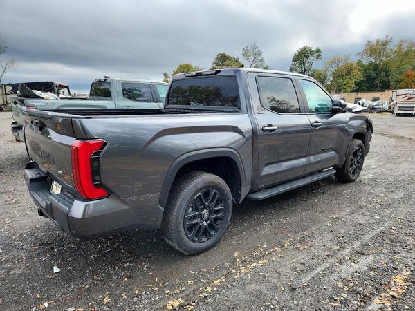 2025 TOYOTA TUNDRA Limited, Platinum — PSRA