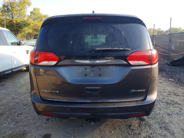 2018 CHRYSLER PACIFICA Limited — DIRR