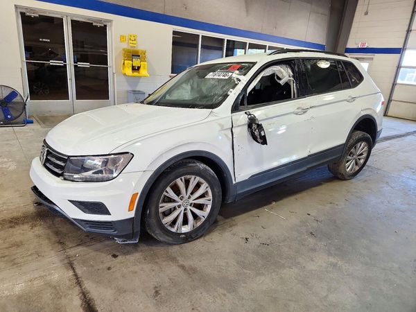 2020 VOLKSWAGEN TIGUAN — DSFA — Front 3/4