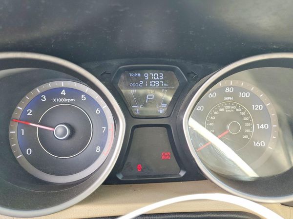 2013 HYUNDAI ELANTRA — ODOM