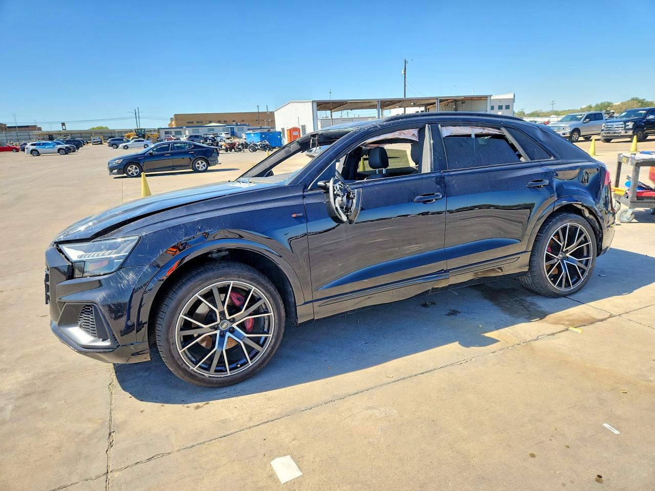 2021 AUDI Q8 — Front 3/4