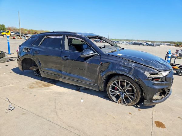 2021 AUDI Q8 — Passenger 3/4