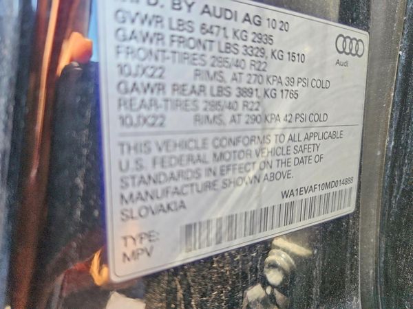 2021 AUDI Q8 — VINS