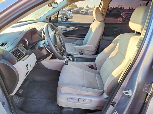 2016 HONDA PILOT EX — DENT