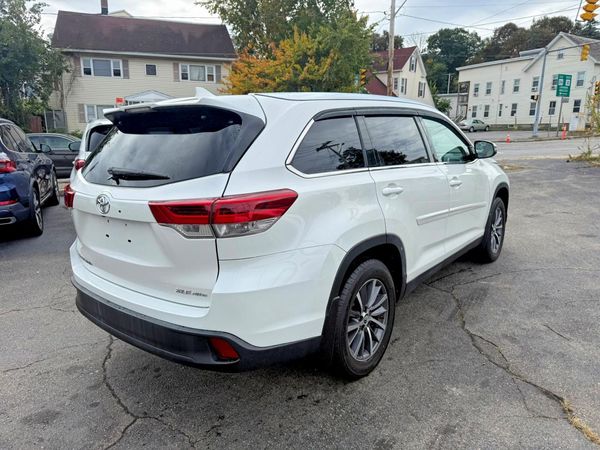 2019 TOYOTA HIGHLANDER SE/XLE