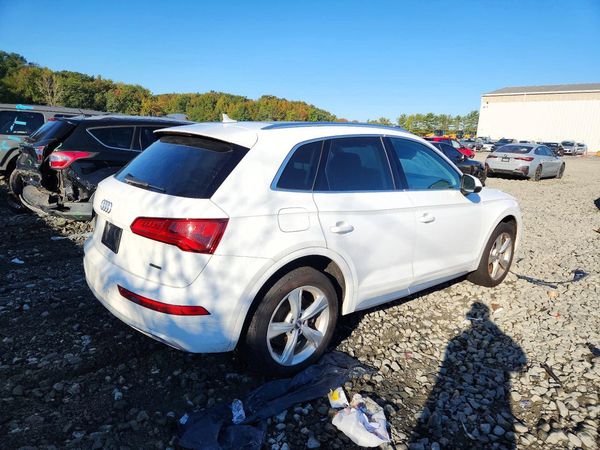 2020 AUDI Q5 quattro Premium Plus — PSRA