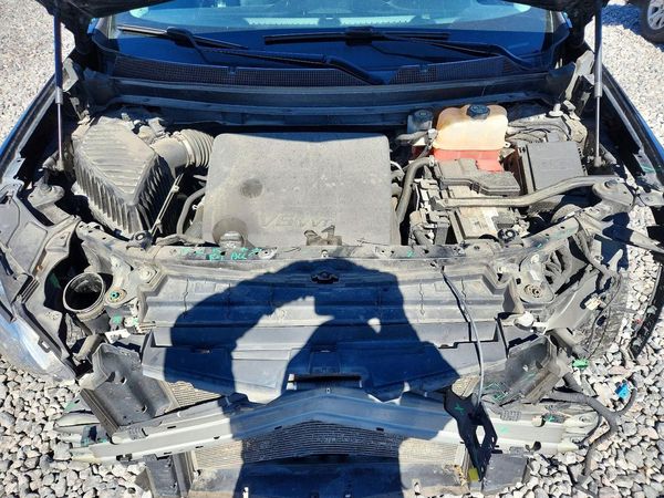 2020 CHEVROLET TRAVERSE Premier — Engine bay