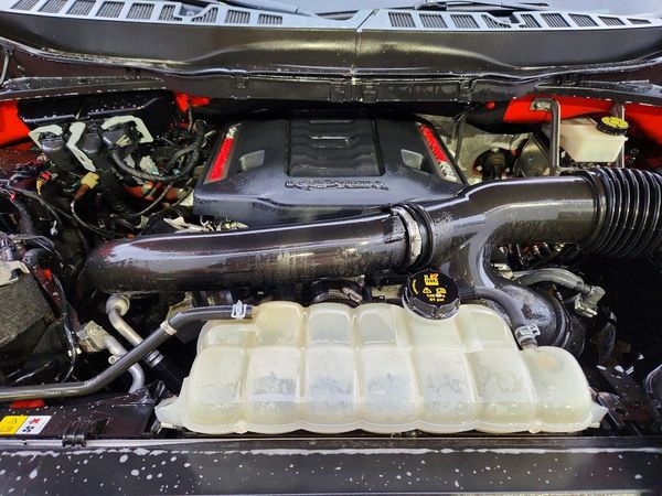 2022 FORD F150 — Engine bay