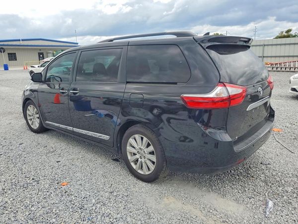 2017 TOYOTA SIENNA — DSRA