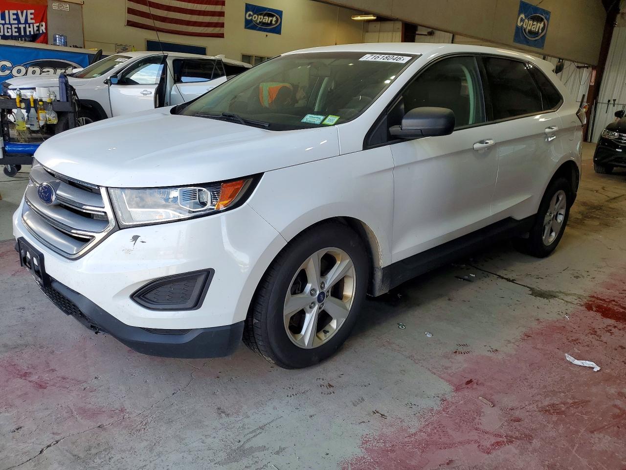 2017 FORD EDGE SE — Front 3/4