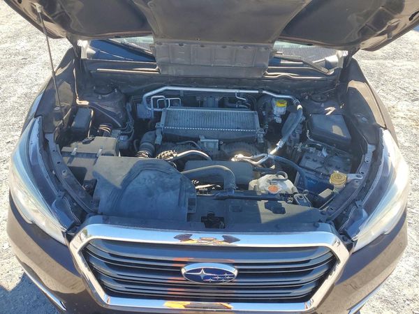 2019 SUBARU ASCENT Limited 8+ES+KA — Engine bay