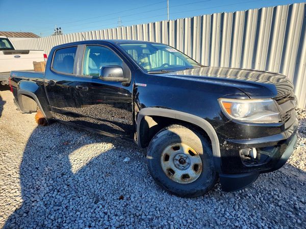 2017 CHEVROLET COLORADO Z71 — Passenger 3/4