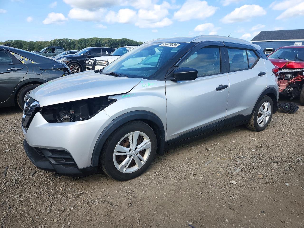 2018 NISSAN KICKS — Front 3/4