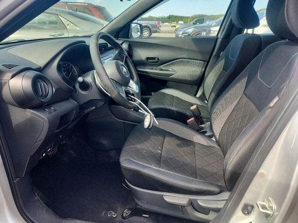 2018 NISSAN KICKS — DENT