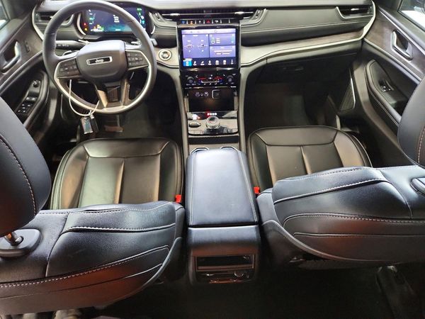2025 JEEP GRAND CHEROKEE 4XE — CKPT