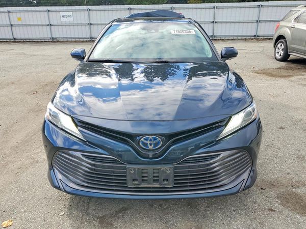 2019 TOYOTA CAMRY SOLA SE/XLE Hybrid — DIRF