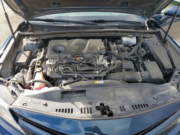 2019 TOYOTA CAMRY SOLA SE/XLE Hybrid — Engine bay