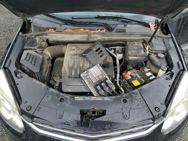 2016 CHEVROLET EQUINOX LT — Engine bay