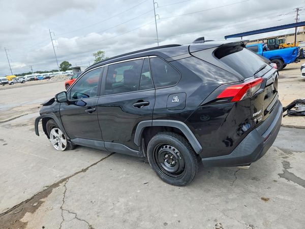 2020 TOYOTA RAV4 XLE — DSRA