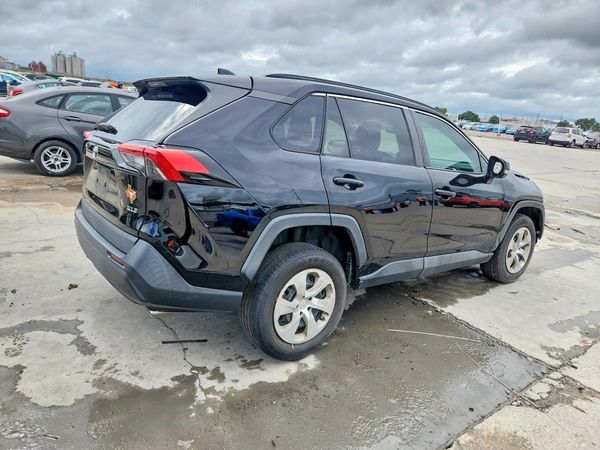 2020 TOYOTA RAV4 XLE — PSRA