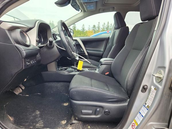 2018 TOYOTA RAV4 Adventure/XLE — DENT
