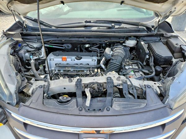 2014 HONDA CRV EX — Engine bay
