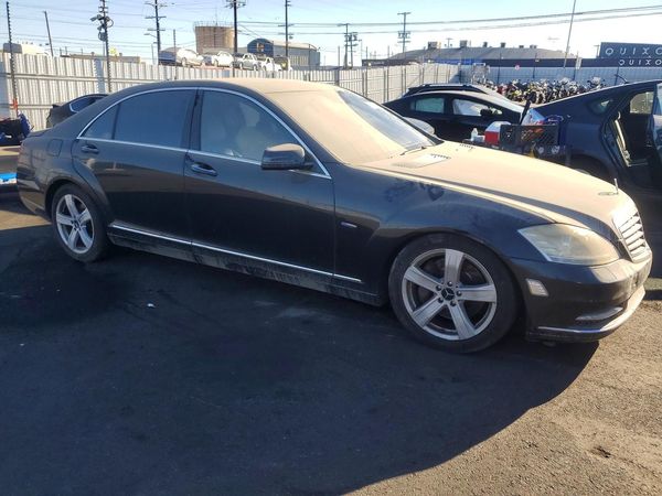 2012 MERCEDES-BENZ S — Passenger 3/4