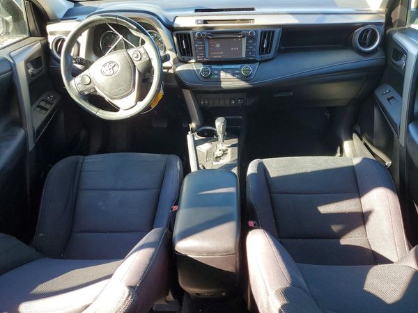 2016 TOYOTA RAV4 XLE (M Grade) — CKPT