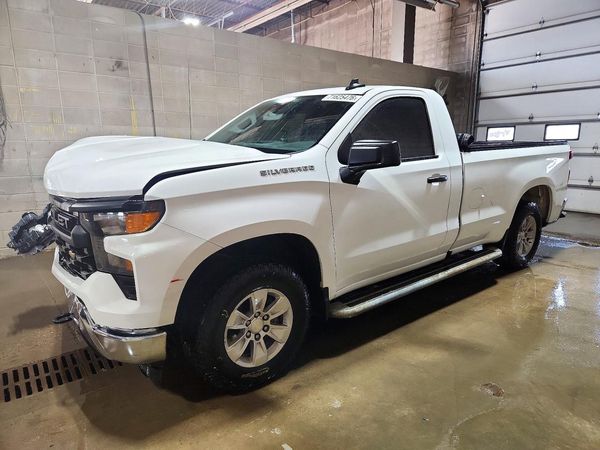 2024 CHEVROLET SILVERADO Work Truck — Front 3/4