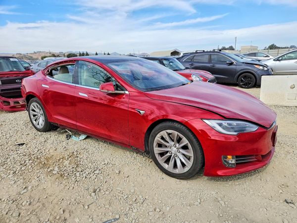 2019 TESLA MODEL S — Passenger 3/4