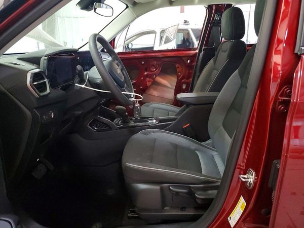2024 CHEVROLET TRAILBLAZE LS — DENT
