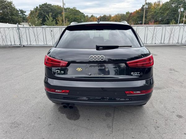 2017 AUDI Q3 quattro Premium