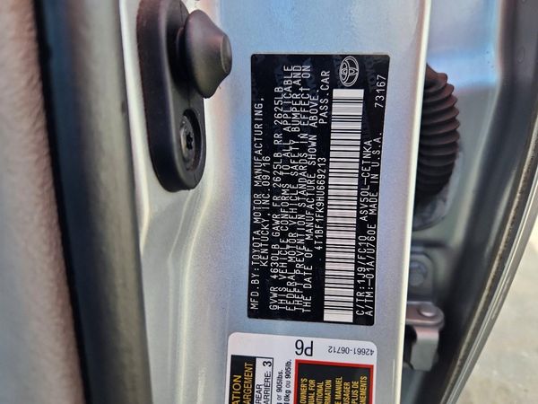 2017 TOYOTA CAMRY LE/SE/XLE/XSE — VINS
