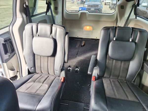 2019 DODGE GRAND CARAVAN SXT — SUVN
