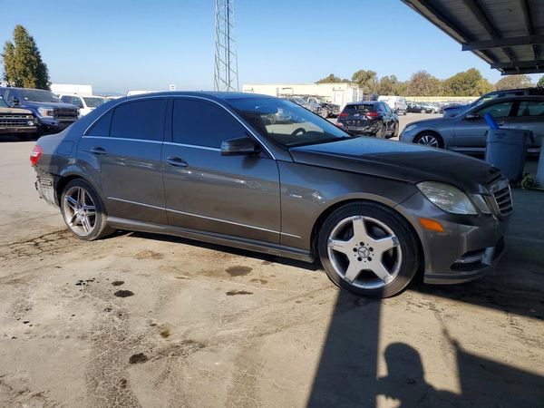 2012 MERCEDES-BENZ E E350 — Passenger 3/4