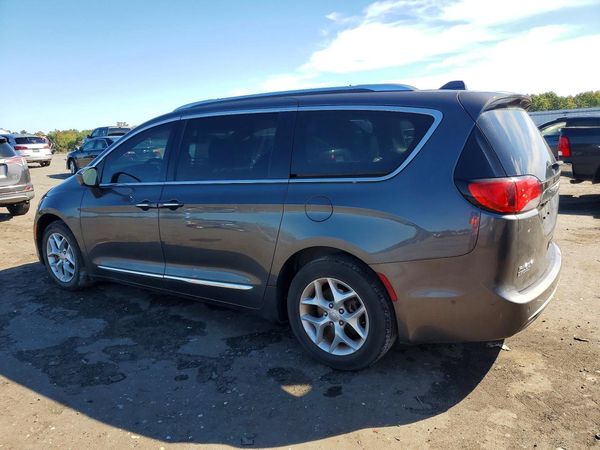 2017 CHRYSLER PACIFICA Touring L Plus — DSRA