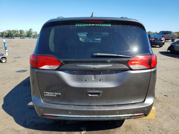2017 CHRYSLER PACIFICA Touring L Plus — DIRR