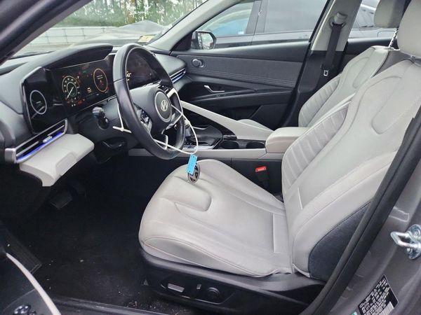 2024 HYUNDAI ELANTRA Limited — DENT