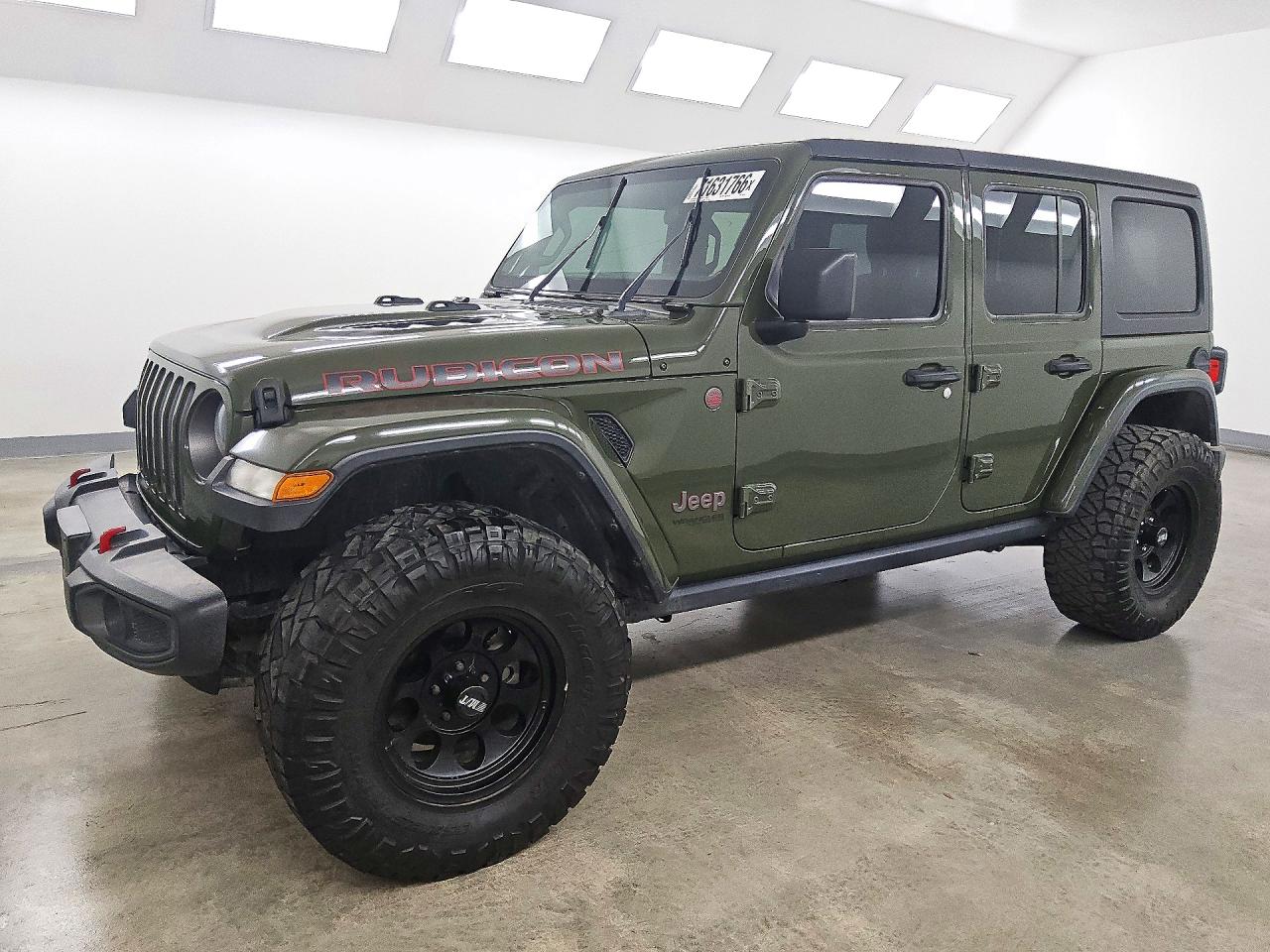 2021 JEEP WRANGLER Unlimited Rubicon — Front 3/4