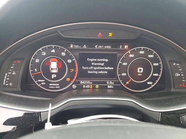 2017 AUDI Q7 quattro Premium Plus — DENT