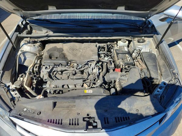 2018 TOYOTA CAMRY L/LE/SE/XLE — Engine bay