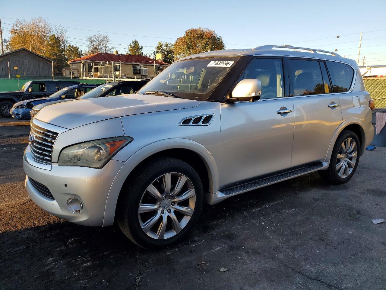 2013 INFINITI QX56 — Front 3/4