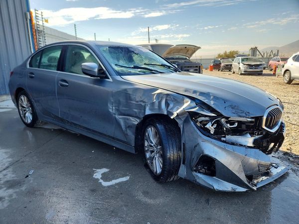 2024 BMW 3 SERIES xDrive — Passenger 3/4
