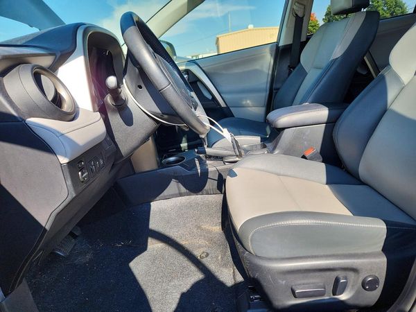 2013 TOYOTA RAV4 High — DENT